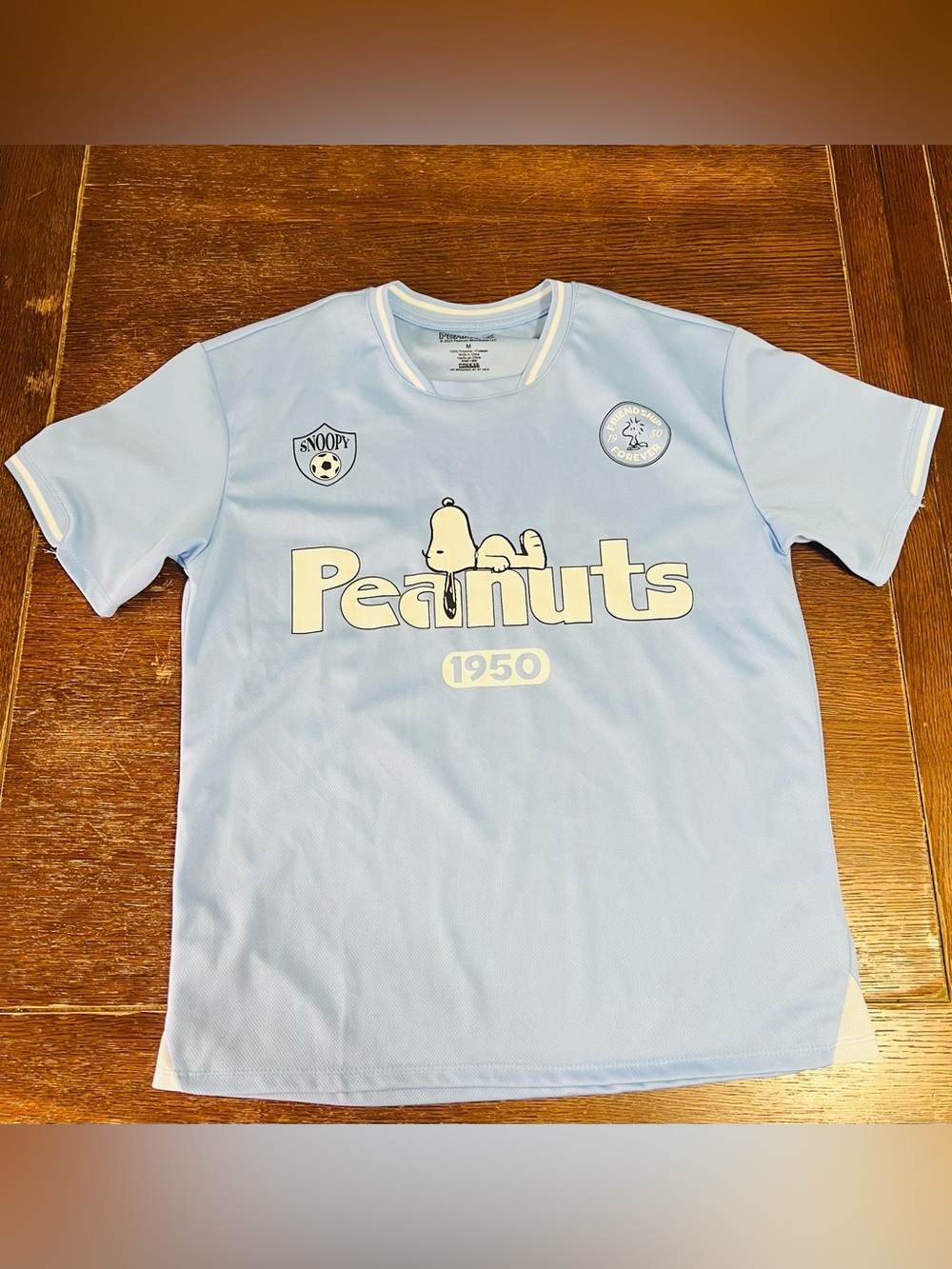 Snoopy Peanuts soccer jersey tee medium
